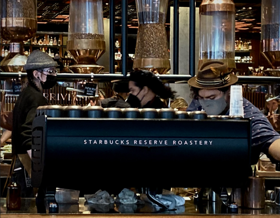Starbucks+Reserve+in+Chelsea+becomes+first+to+unionize+in+NYC