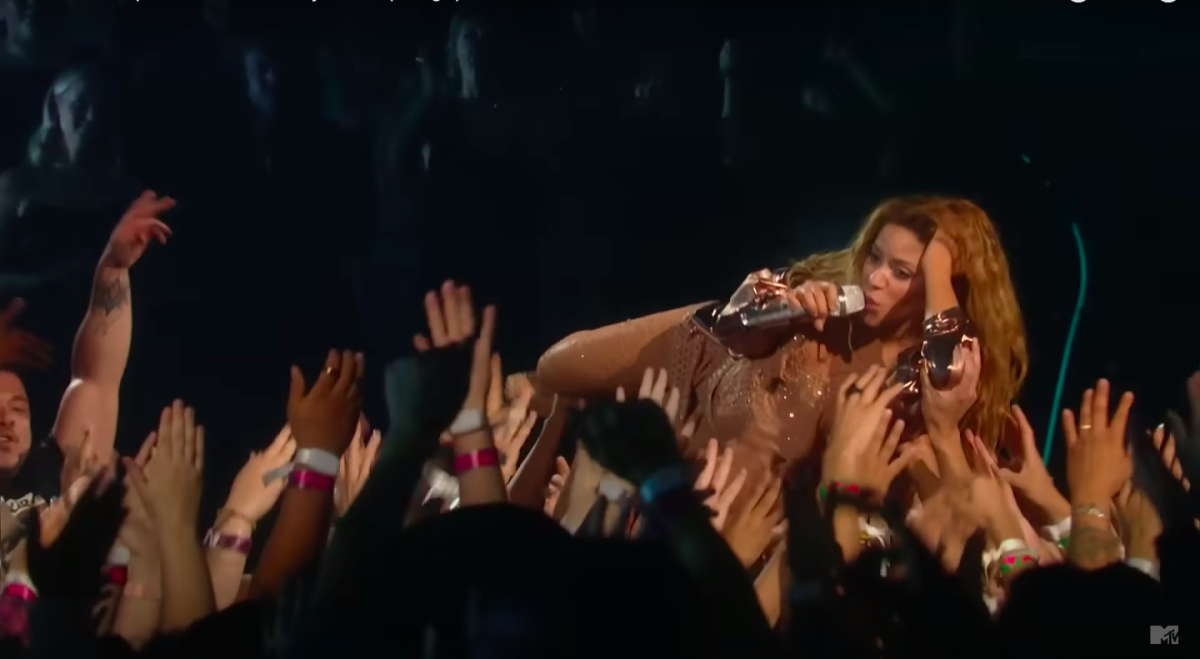 Screenshot from Shakiras 2023 VMAs Video Vanguard Performance | Paramount Media Networks