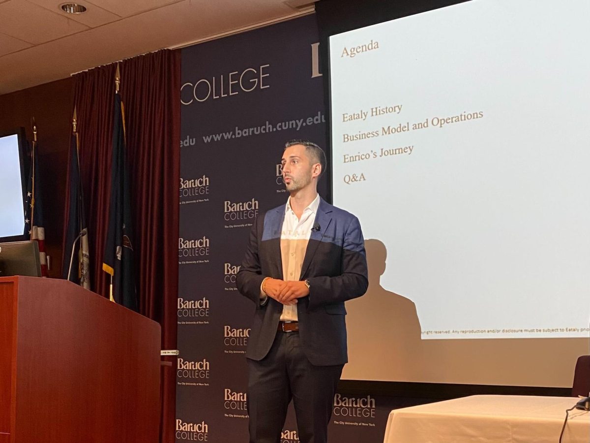 Eataly Flatiron director of operations speaks at Baruch Mitsui Lunch Forum