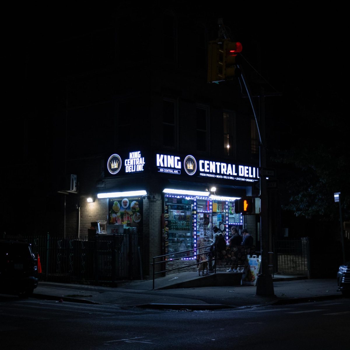 Adams administration will invest in panic buttons for 500 NYC bodegas