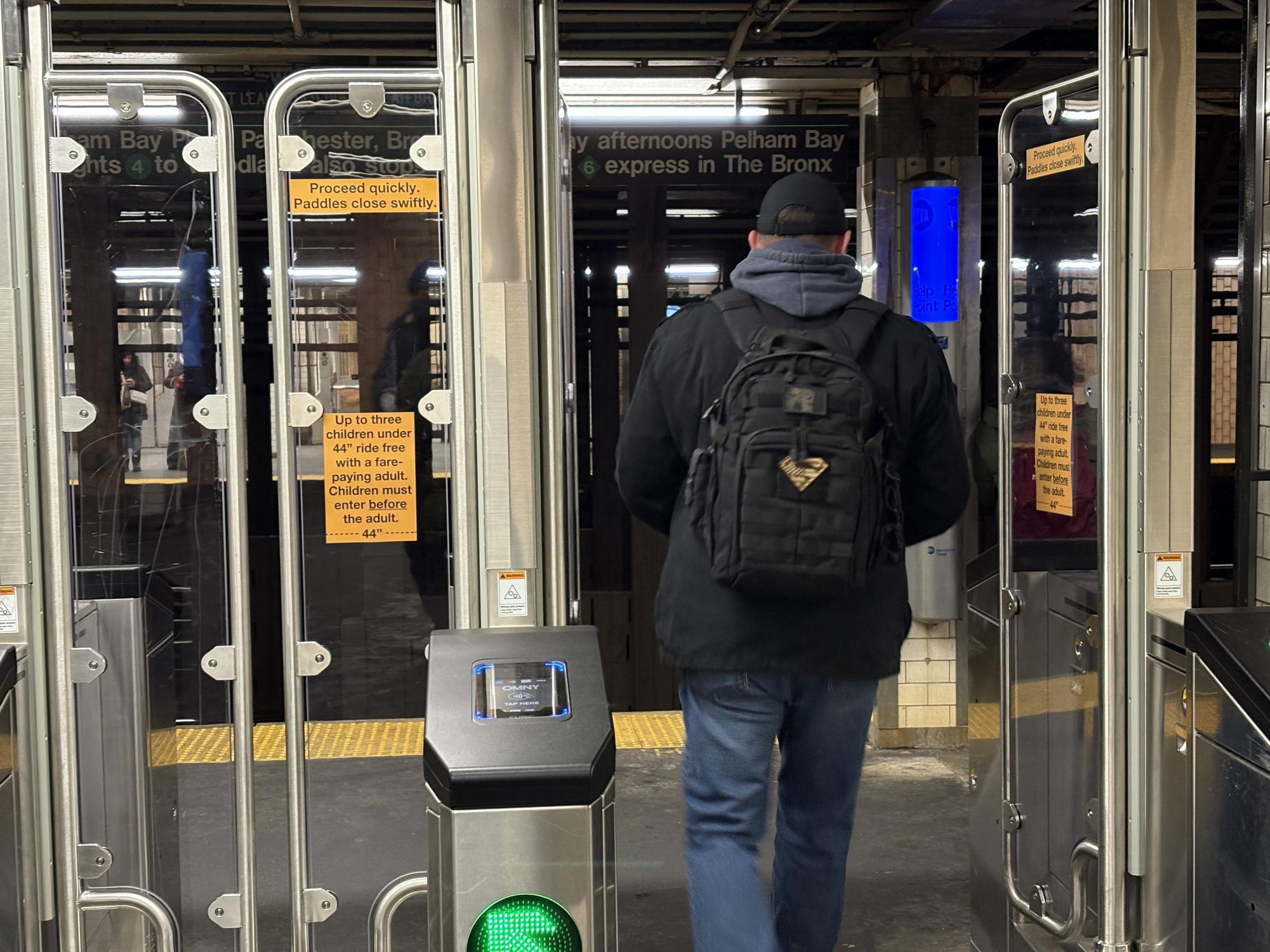 MTA debuts final pilot fare gate at the 23 St-Baruch College subway station