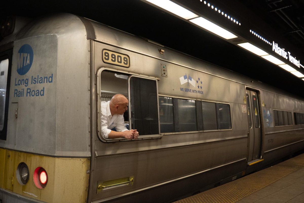 LIRR workers prepare for May strike