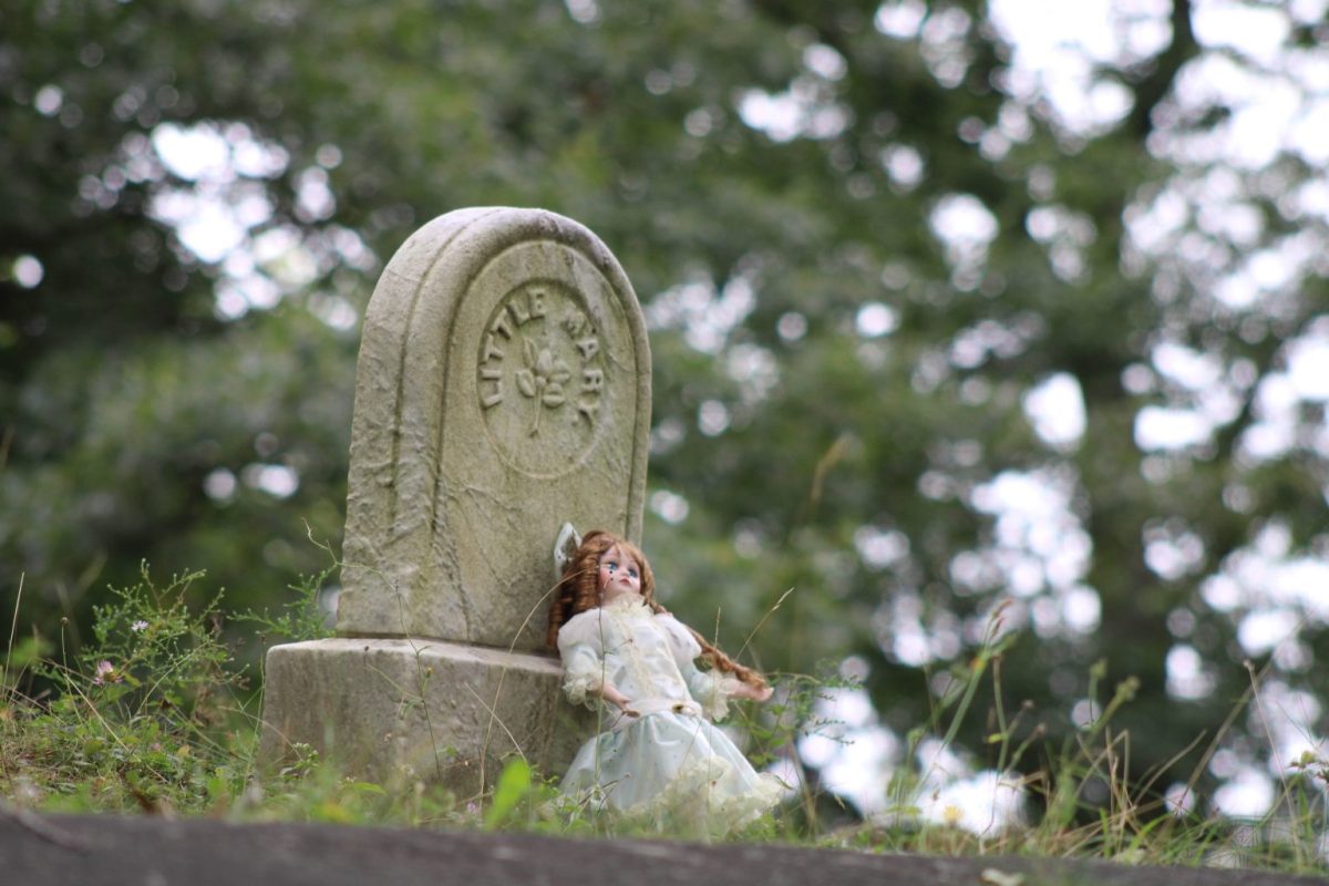 Bella Poarch releases ‘Picnic at the Cemetery’ album